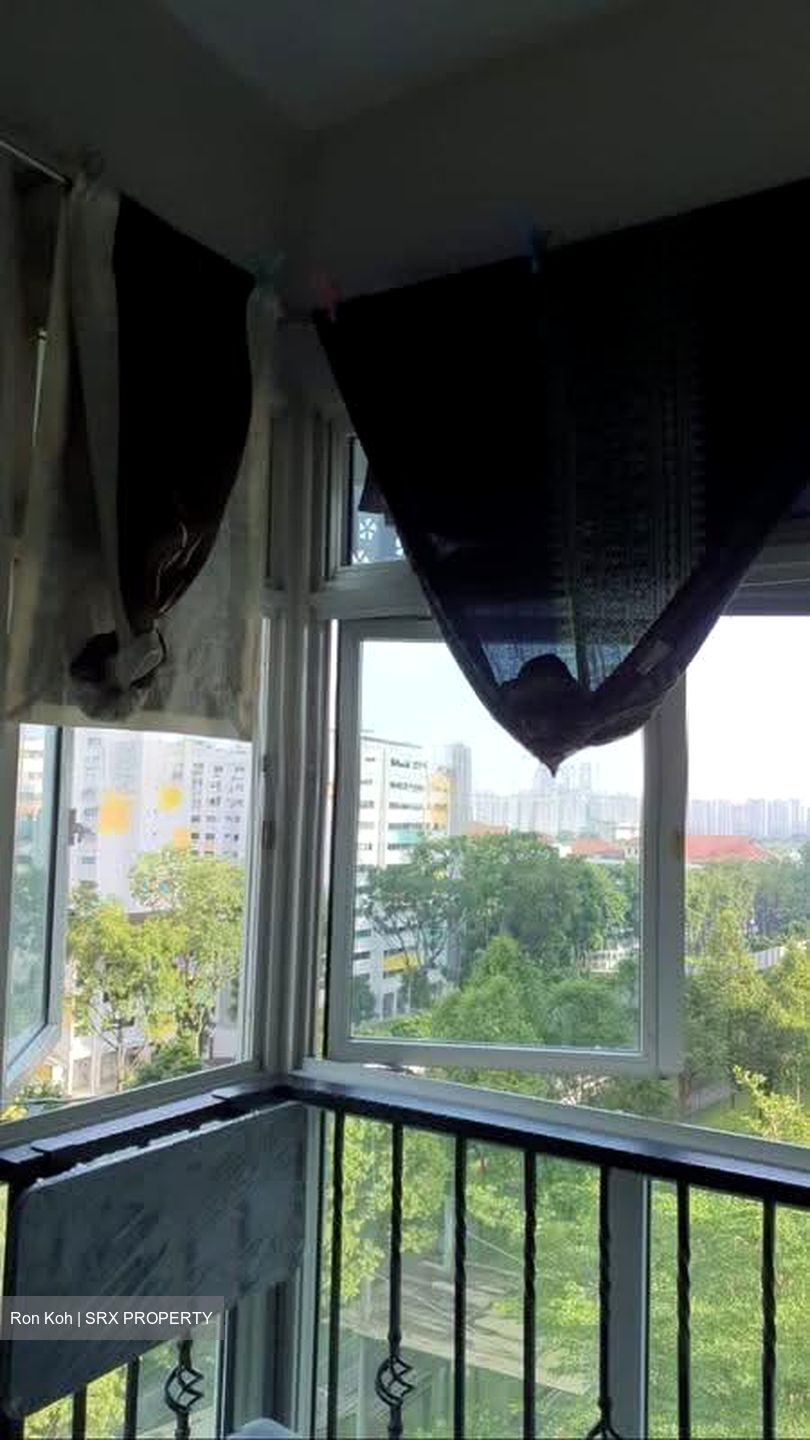 Blk 383 Bukit Batok West Avenue 5 (Bukit Batok), HDB 4 Rooms #627905581